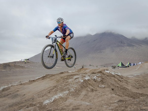 Découvrez les indispensables pour optimiser votre pratique de yoga